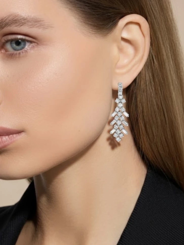 Серьги из золота с бриллиантами