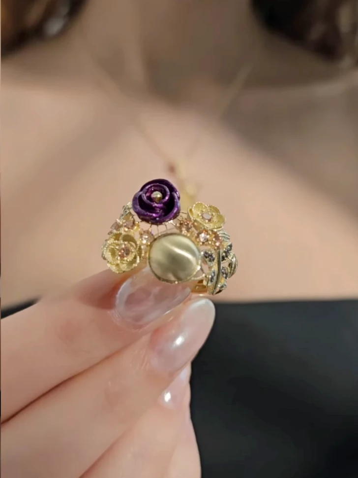 Эксклюзивное кольцо из золота 585